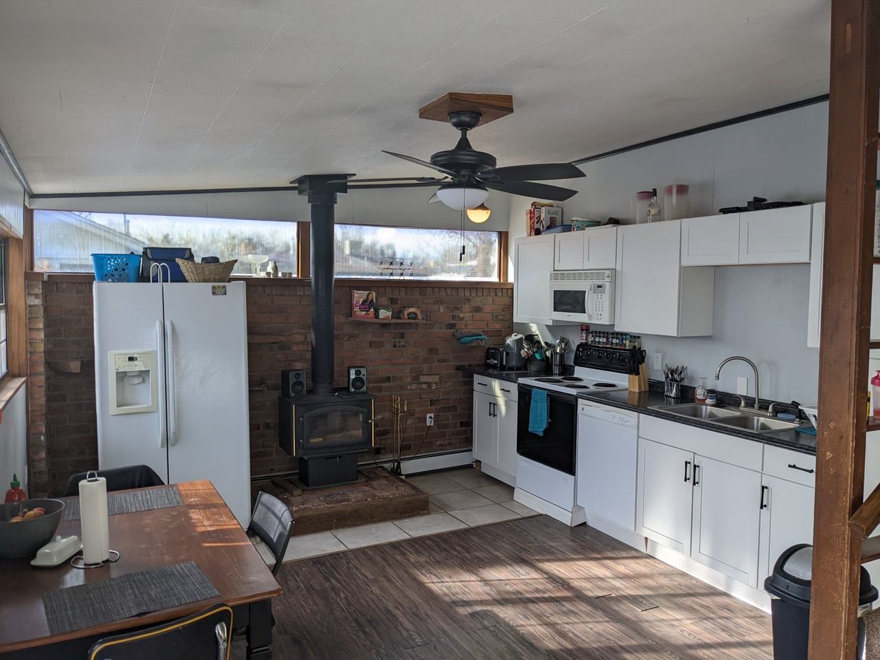 425 N 17th St #B - Photo 6 of 9