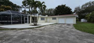 featured image of 6500 Sw 82nd Ave #NA
