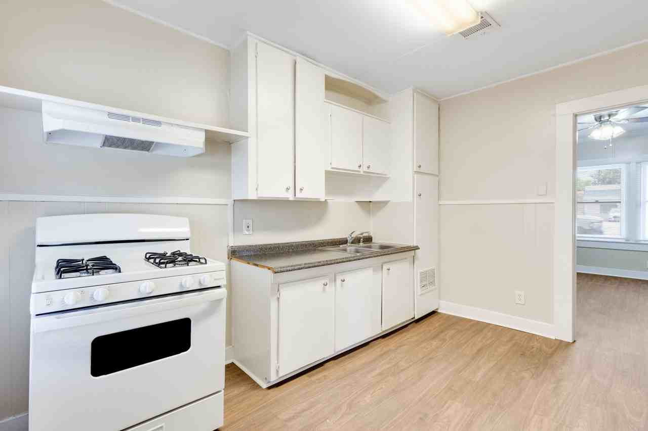 1901 W University Ave #NA - Photo 5 of 17
