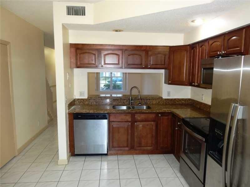 9934 Nw 56th Pl #NA - Photo 3 of 7