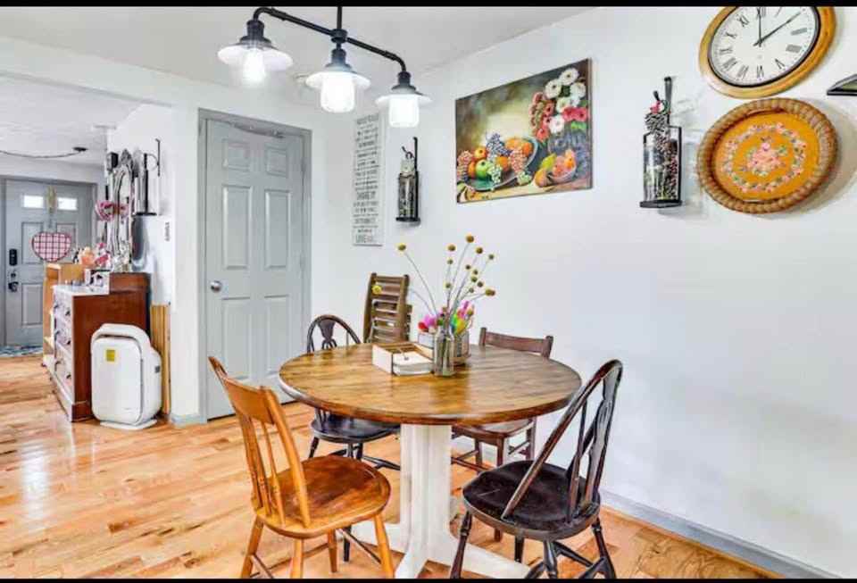19030 Partridge Wood Dr #19030 - Photo 2 of 3