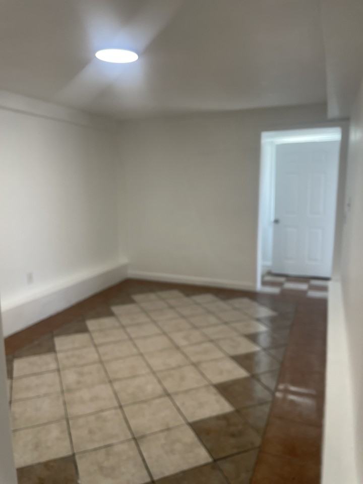 612 8th St #NA - Photo 3 of 28