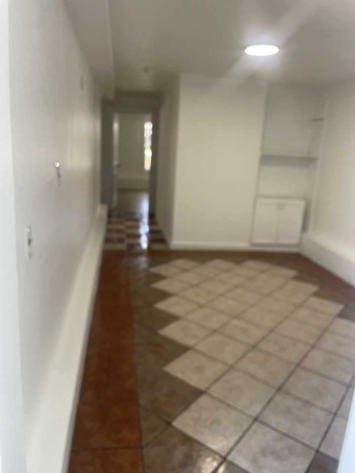 612 8th St #NA - Photo 5 of 28