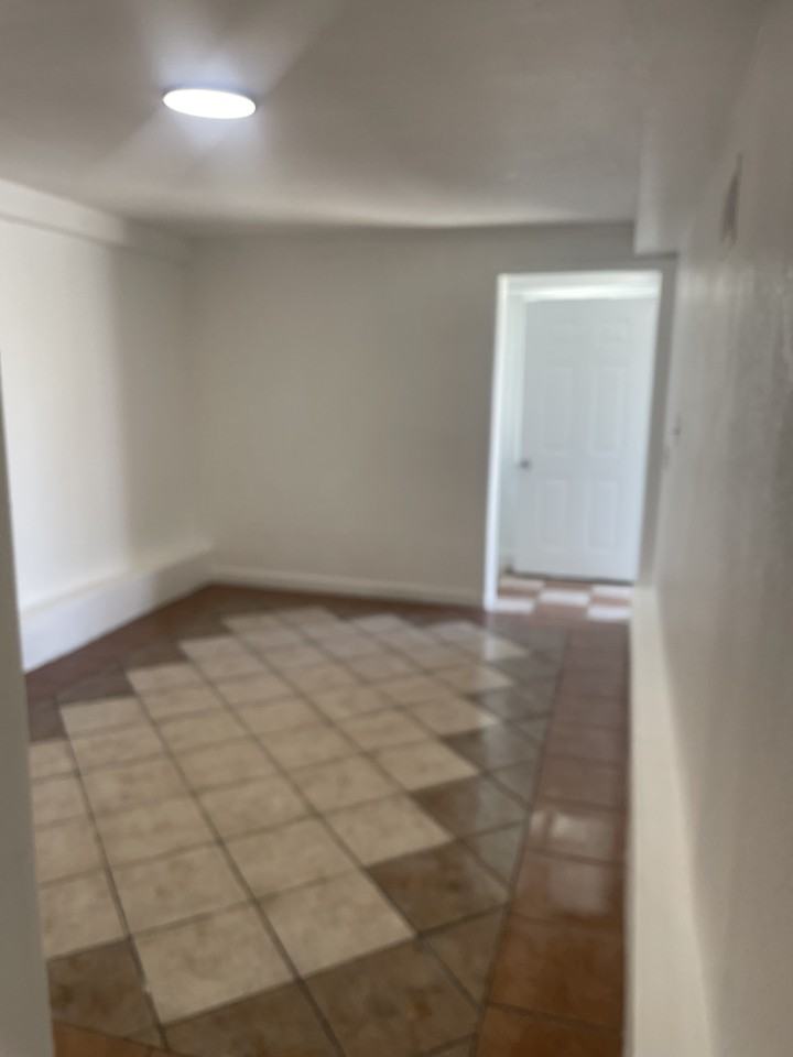 612 8th St #NA - Photo 7 of 28