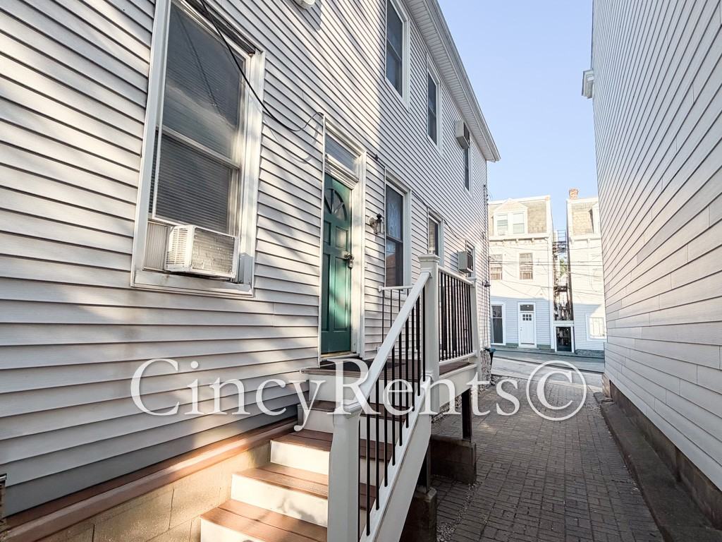 1132 Fuller St #A - Photo 2 of 16