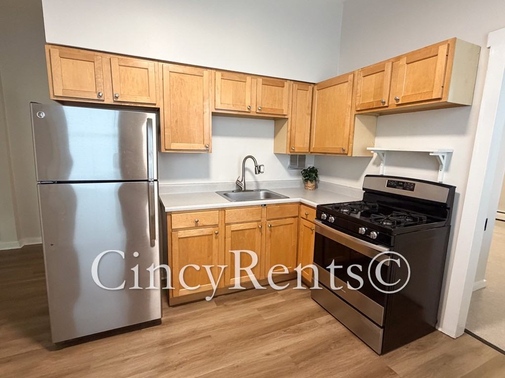 1132 Fuller St #A - Photo 5 of 16