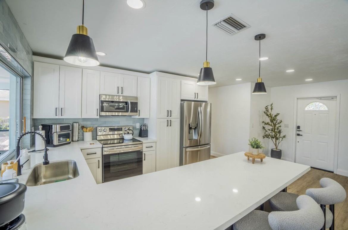 3649 Se 5th Ct #NA - Photo 4 of 46