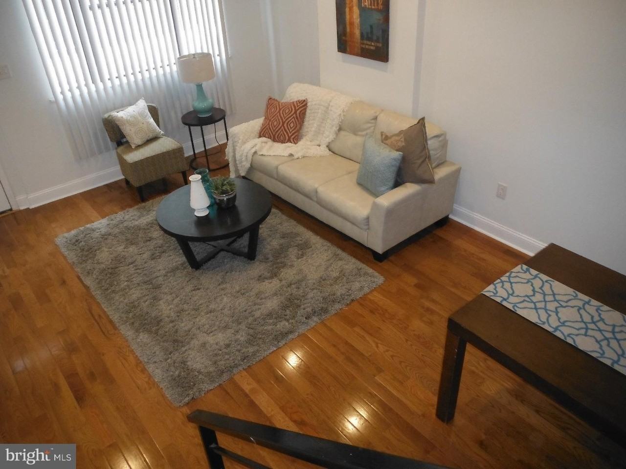 1537 S Chadwick St #NA - Photo 5 of 18