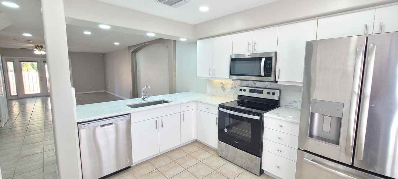 3531 Forest Branch Dr #D - Photo 3 of 26