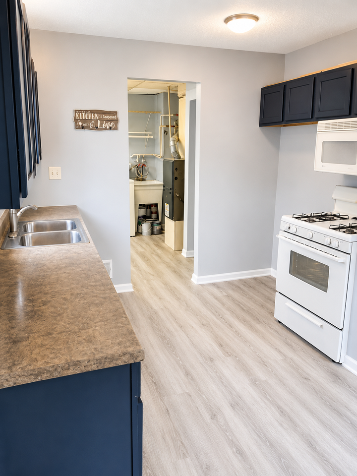 7060 Victory Ave #NA - Photo 3 of 8