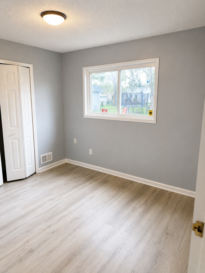 7060 Victory Ave #NA - Photo 7 of 8