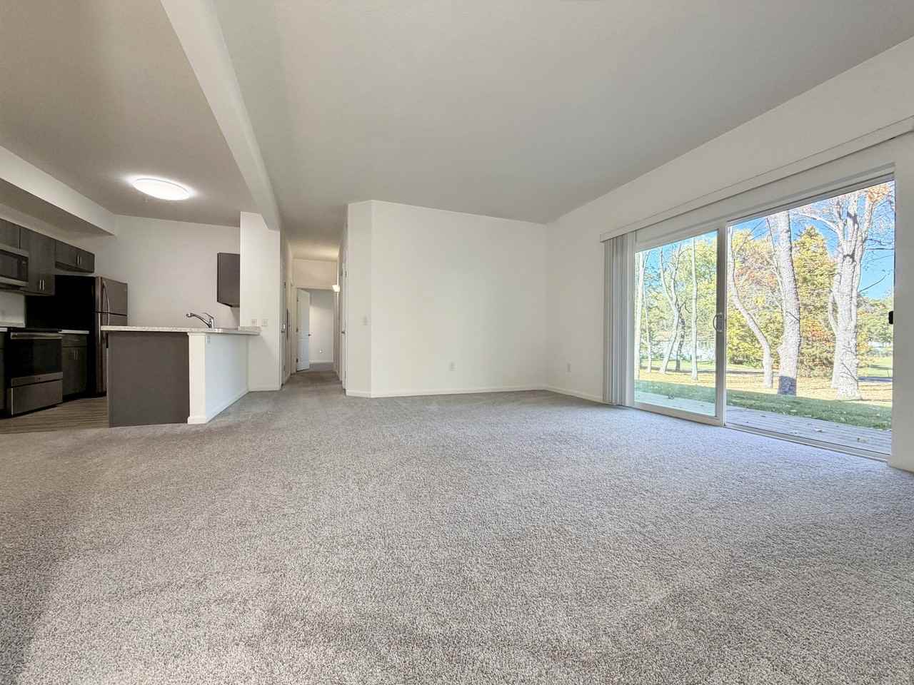 100 Gethings Cir #601-4 - Photo 3 of 17