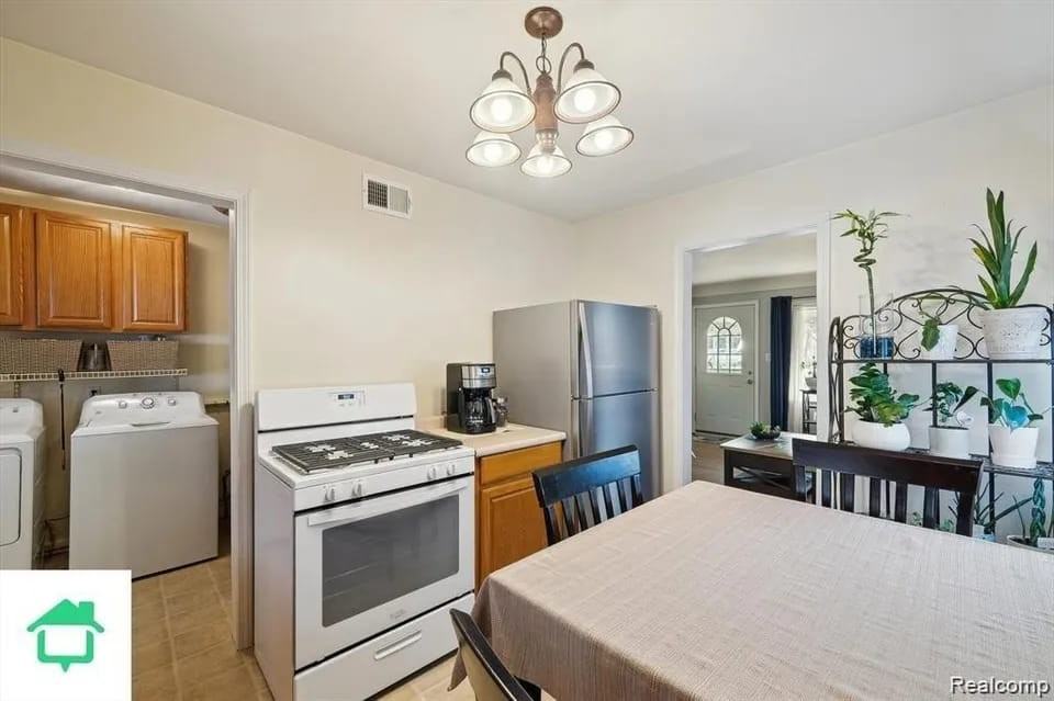 5927 Lathers St #NA - Photo 5 of 18