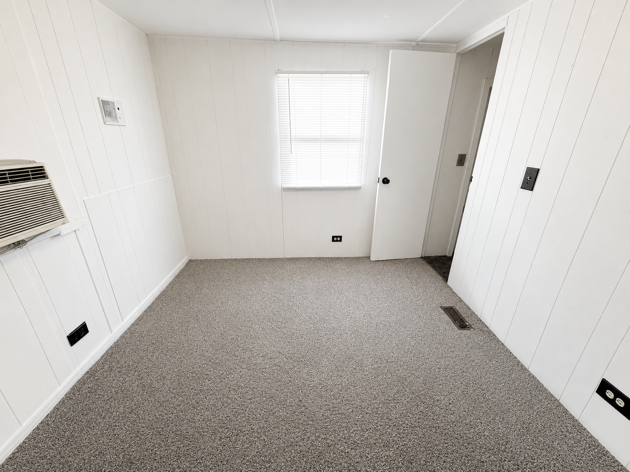 130 E Flint Hills Blvd #22 - Photo 5 of 11