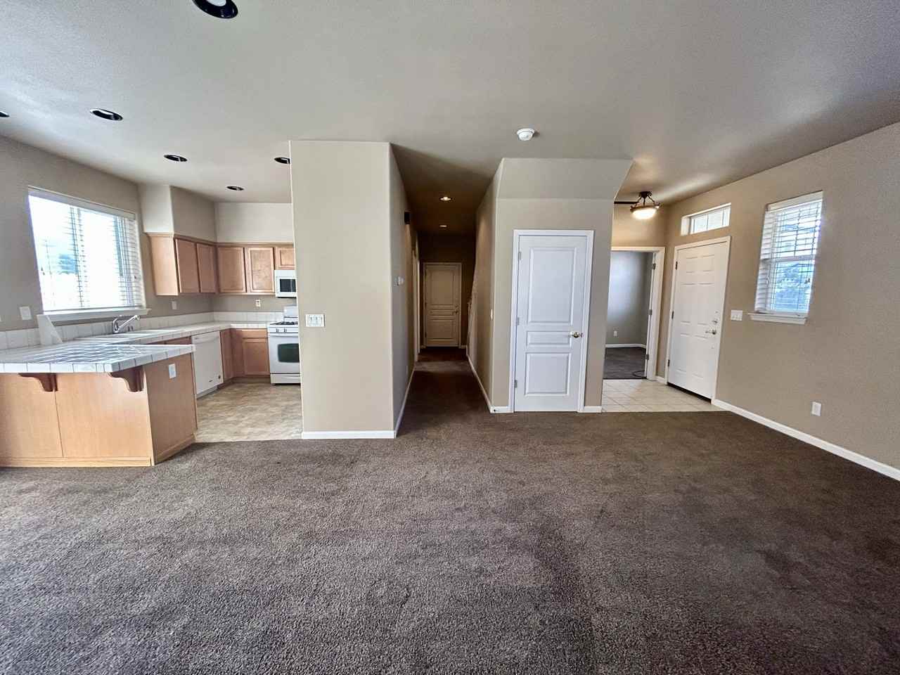 1679 W Minden Village Loop #1679 - Photo 3 of 14
