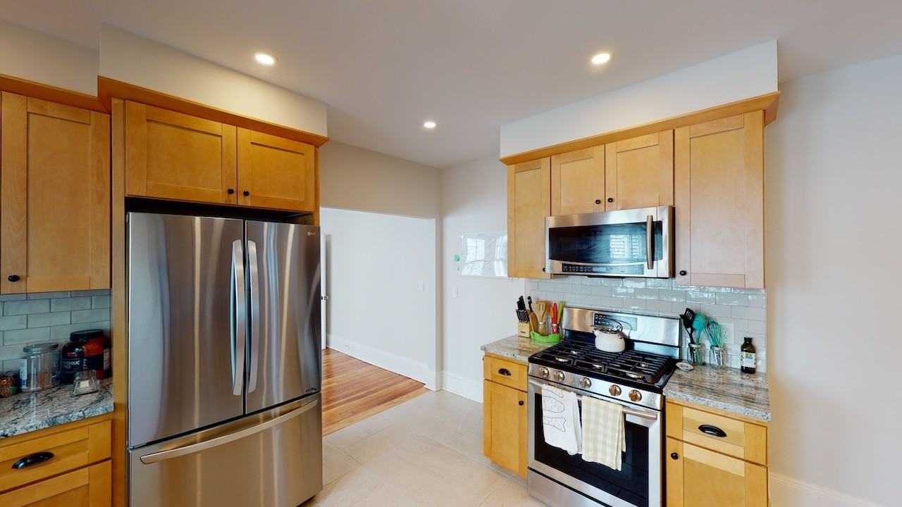 19 Creighton St #SF - Photo 2 of 38