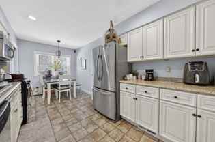 184 Alva St #1L - Photo 1 of 1