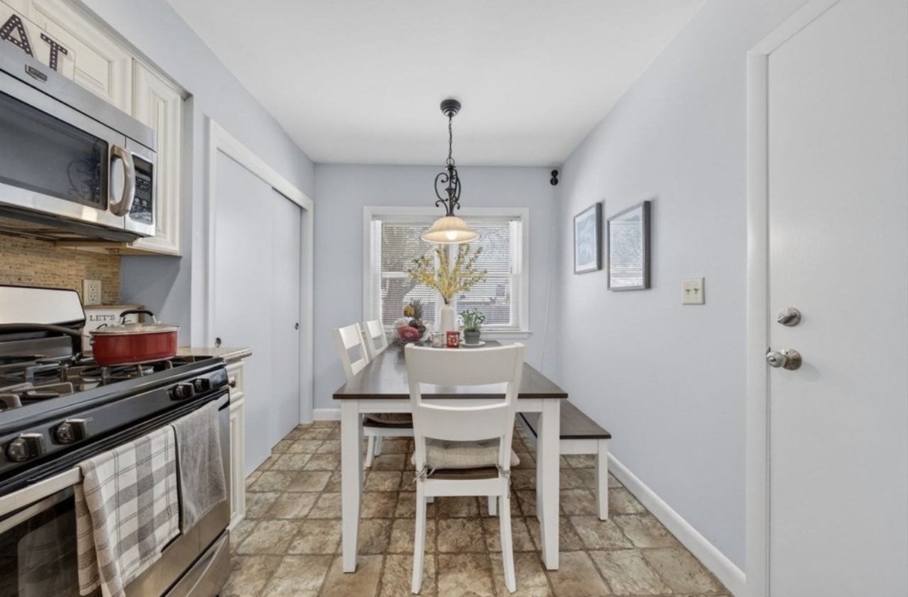184 Alva St #1L - Photo 2 of 9