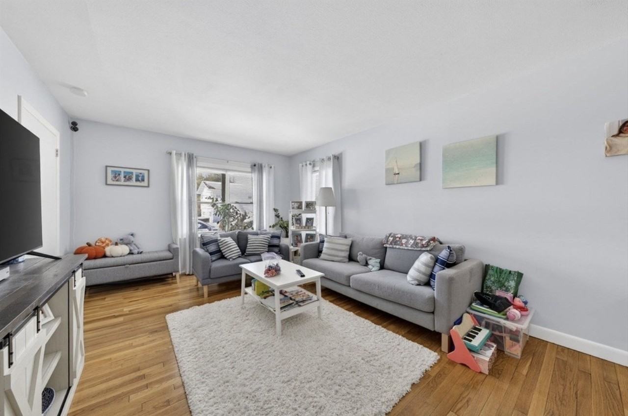 184 Alva St #1L - Photo 4 of 9
