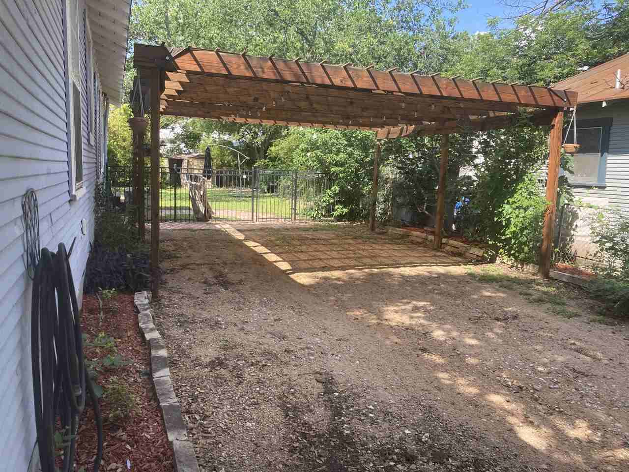 305 Keller St #NA - Photo 2 of 16