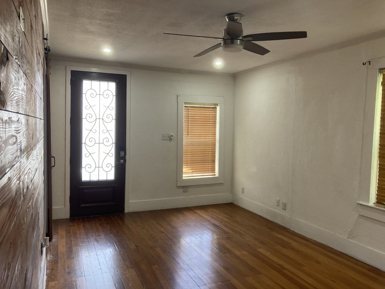 305 Keller St #NA - Photo 3 of 16