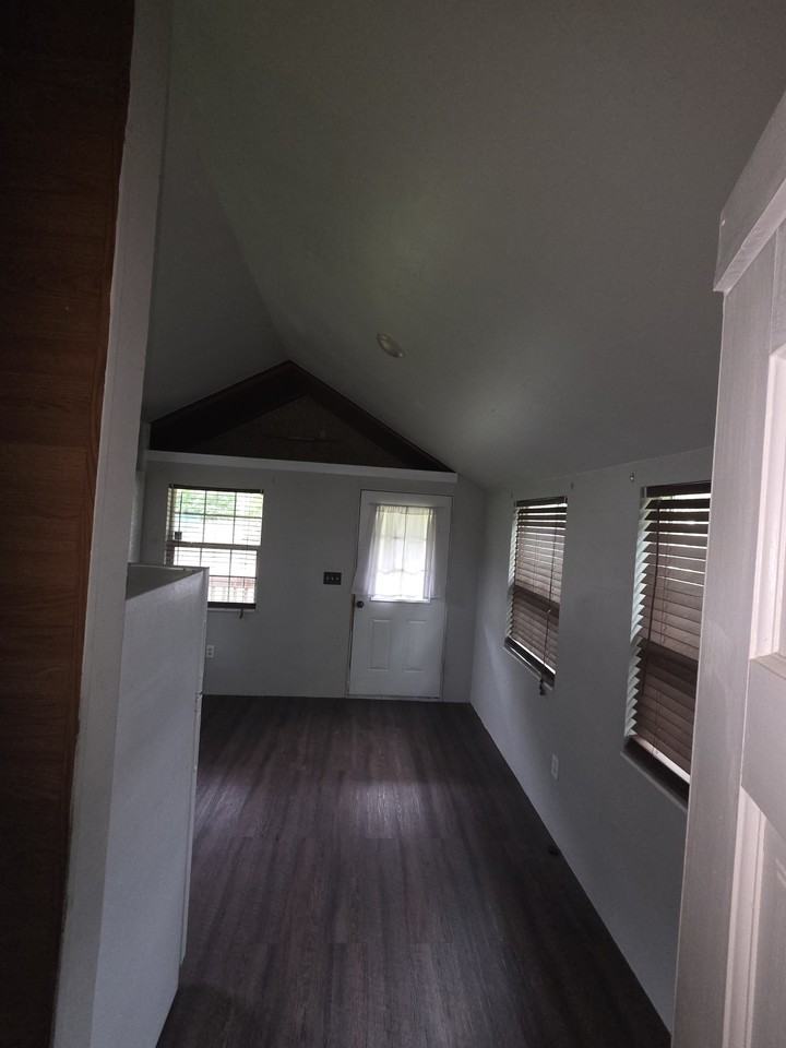 404 N 7th Ave #NA - Photo 6 of 13