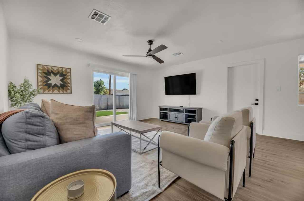 1709 N 74th Way #NA - Photo 5 of 23
