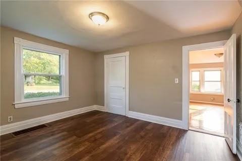 615 Britton Rd - Photo 4 of 15