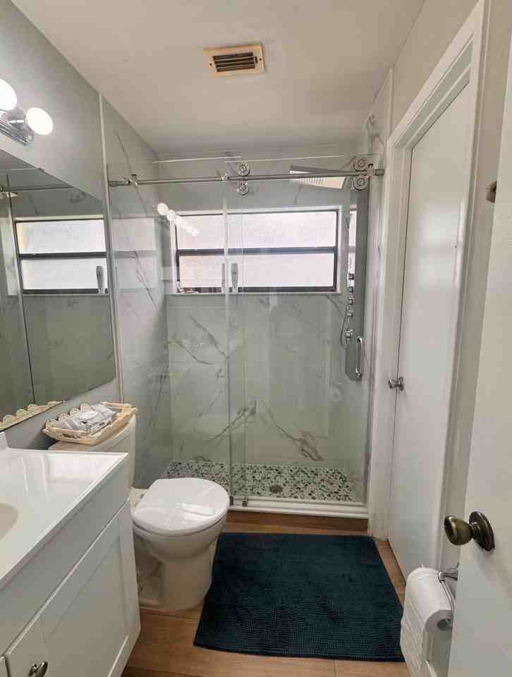 1082 Abell Cir #NA - Photo 2 of 2