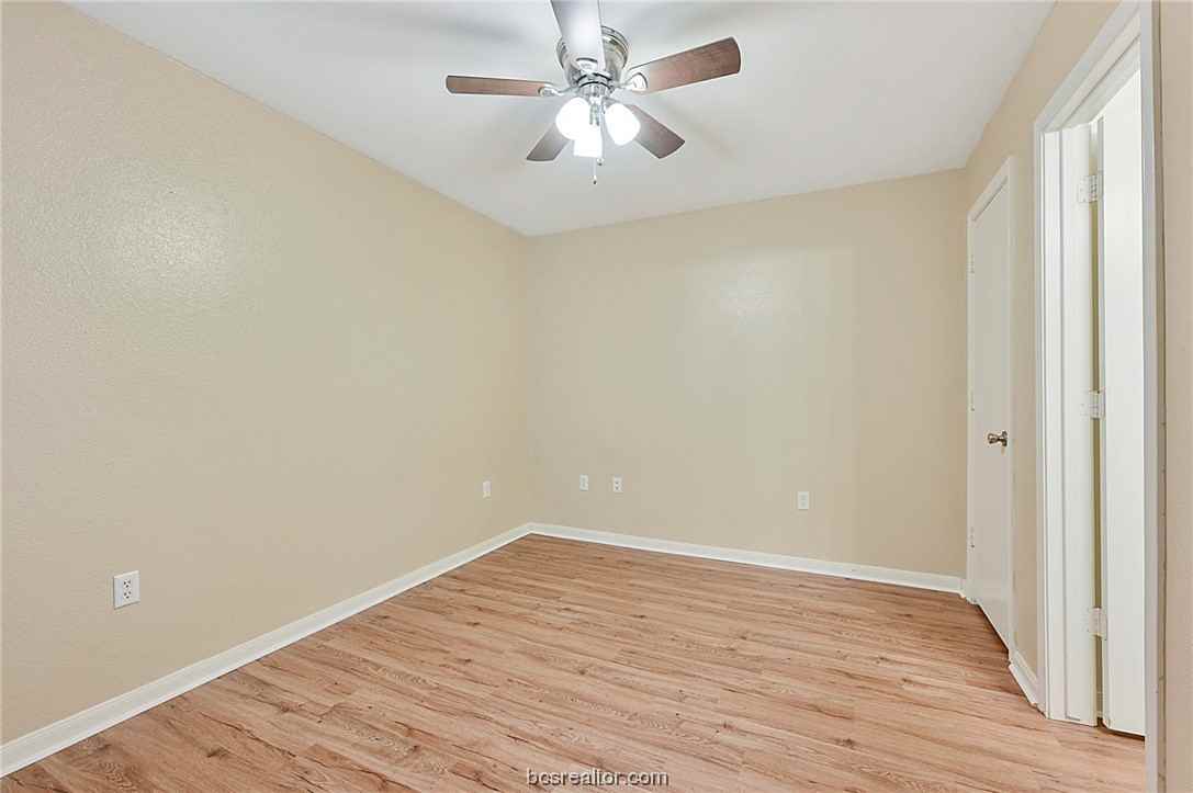 529 Southwest Pkwy #202 - Photo 6 of 15