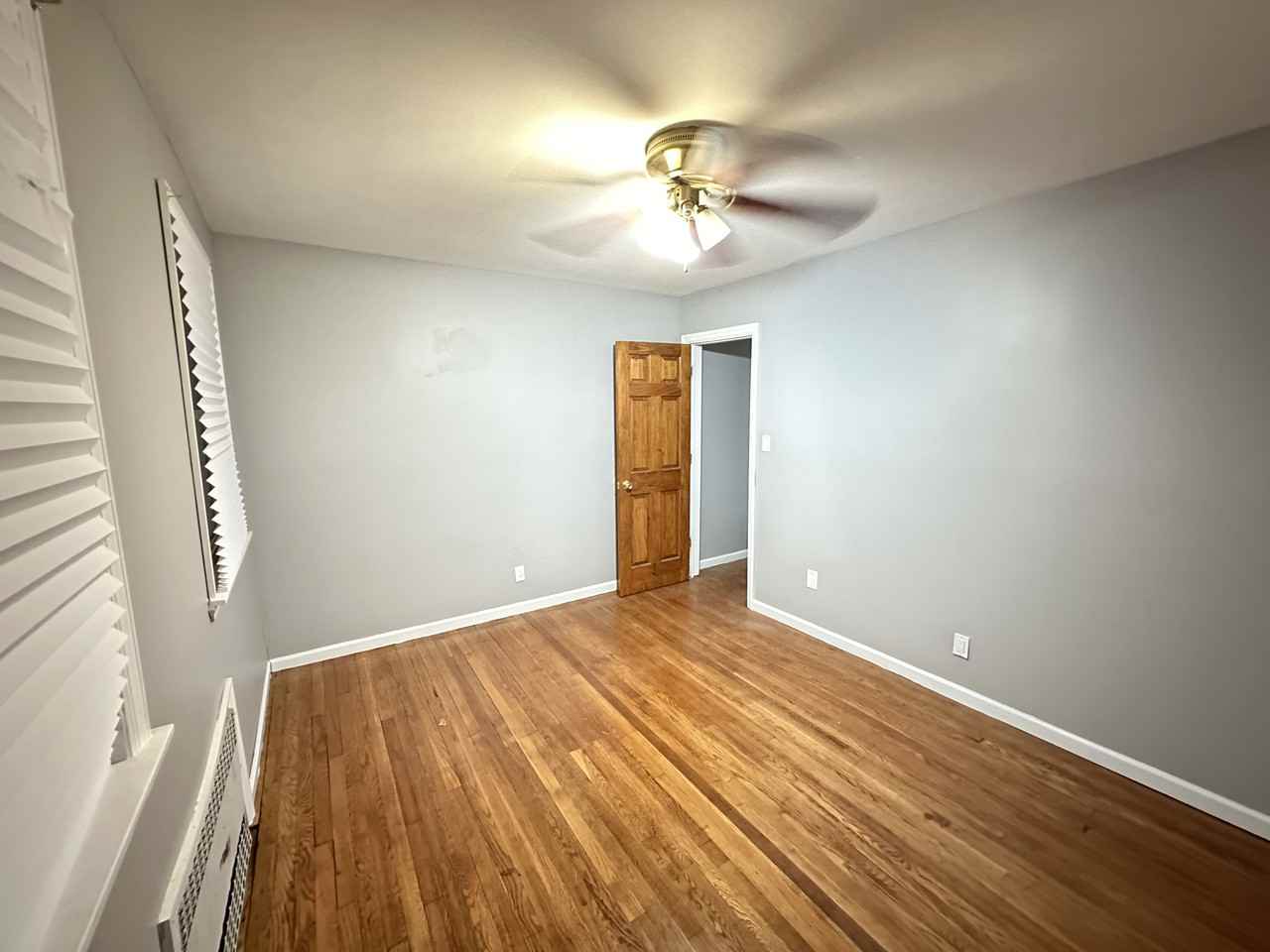 1511 Oakland Ave #NA - Photo 7 of 14