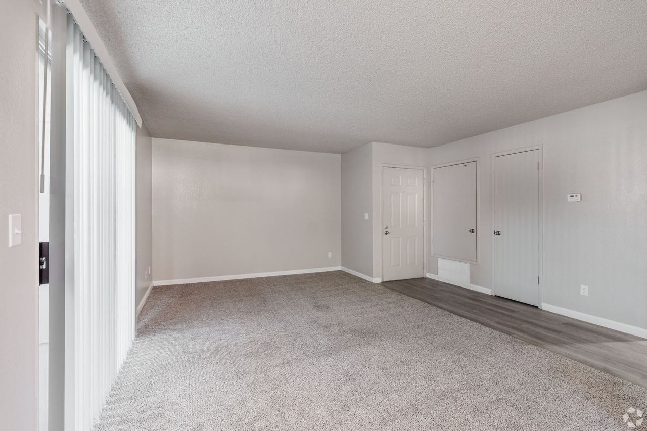 Summerfield Apartments - Photo 6 of 17