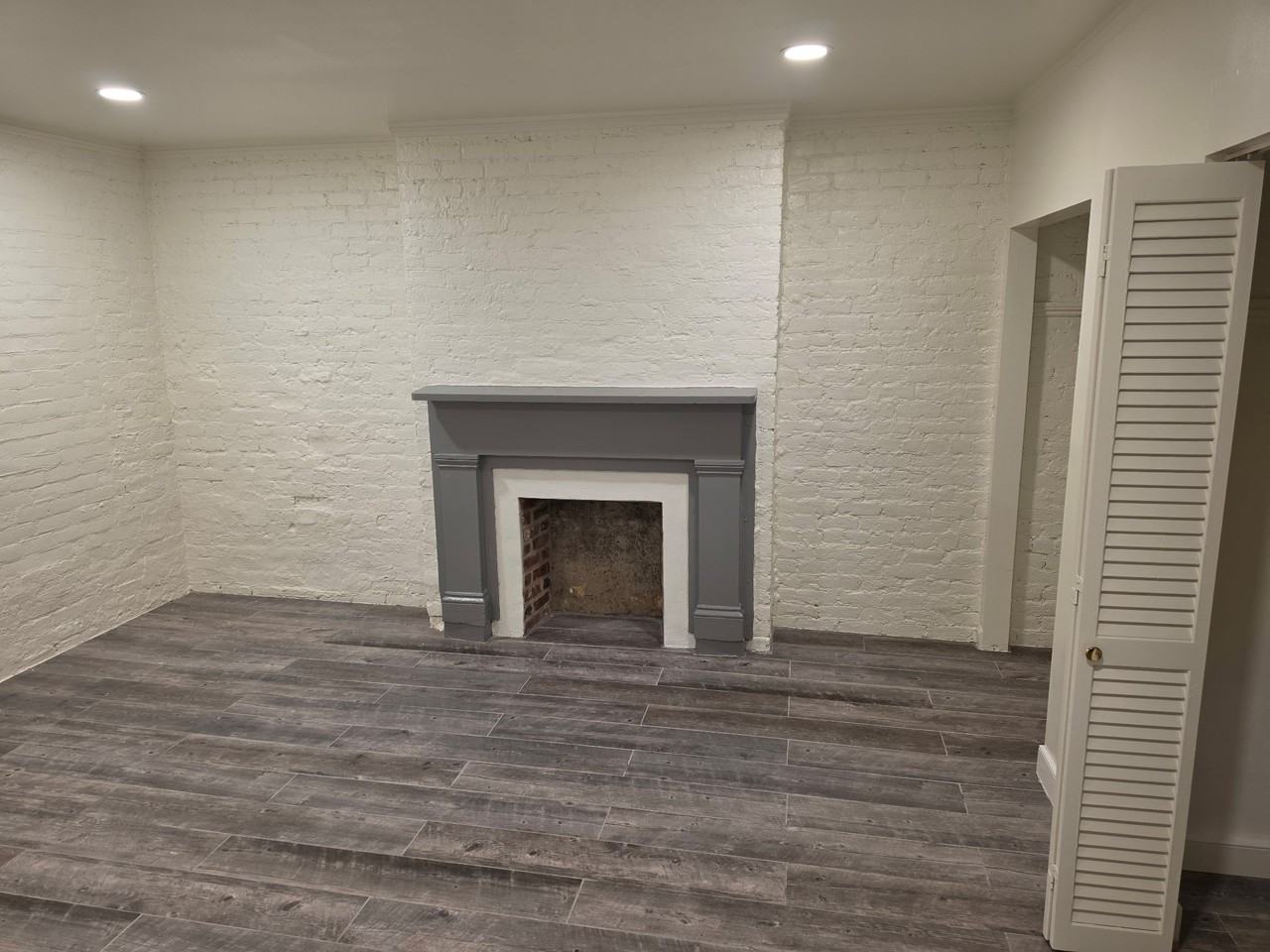 134 S Adams St #C - Photo 6 of 10