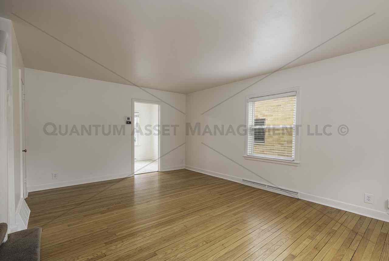 5034 N Bay Ridge Ave #5034 - Photo 7 of 19