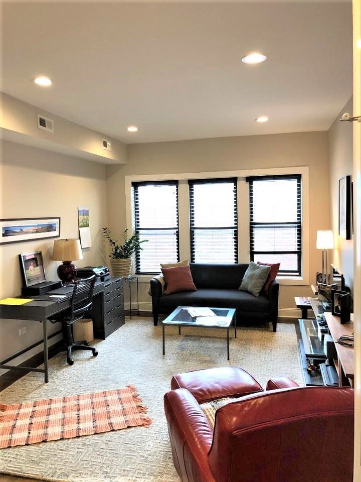 525 W Barry Ave #527-2N - Photo 2 of 13
