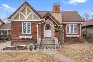 featured image of 2209 1st Ave S