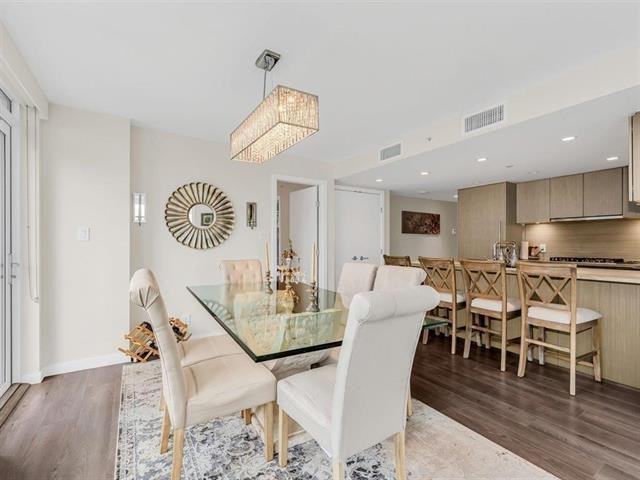 112 13th Street East - Photo 4 of 28