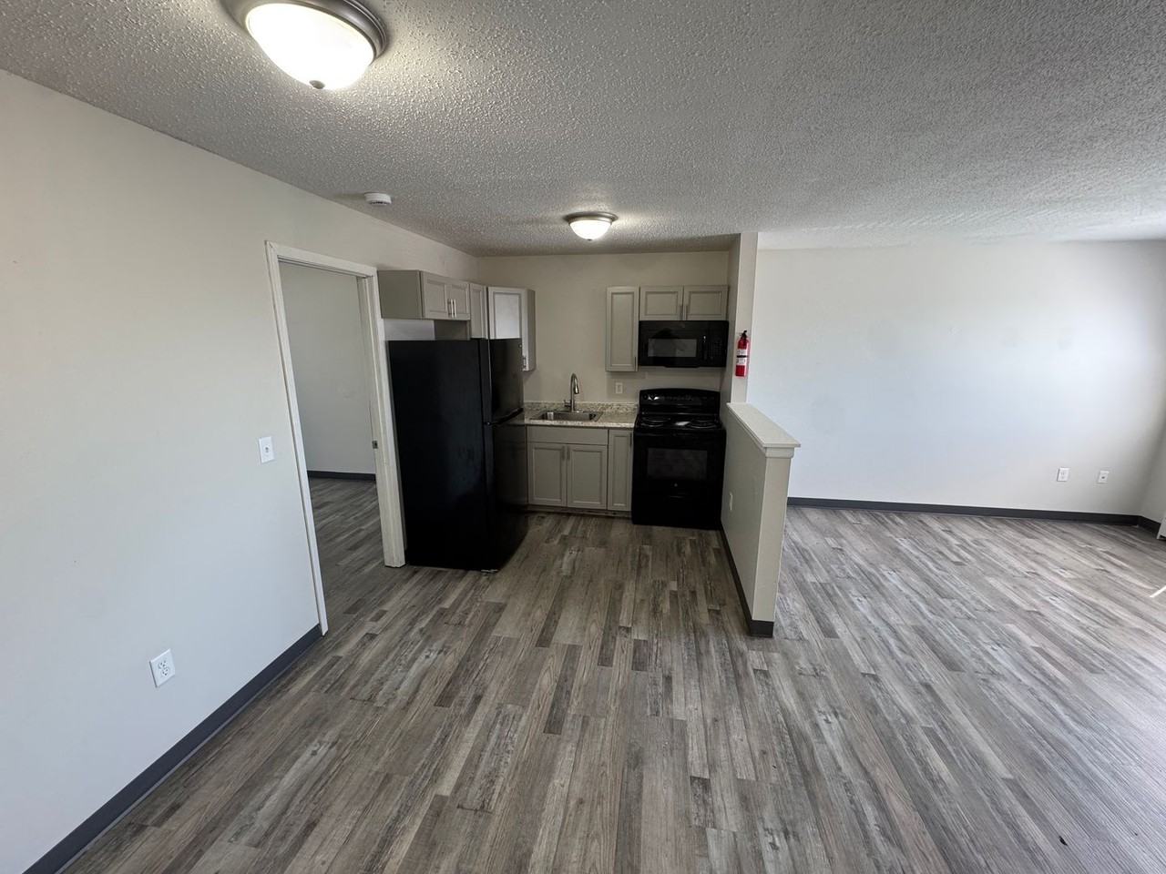 Cedar Rapids 444 - Photo 7 of 17
