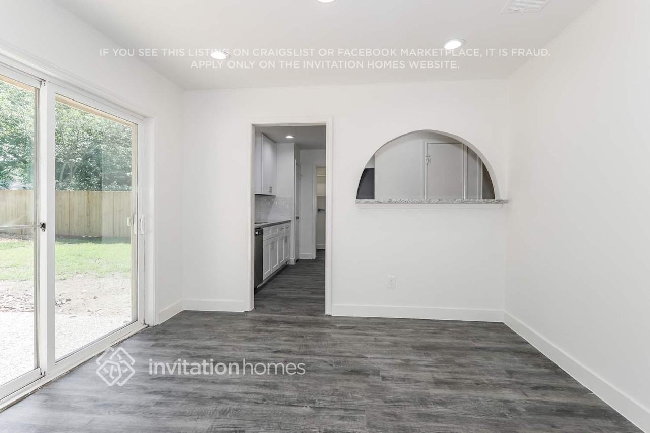 3426 Bristlecone Trl - Photo 6 of 17