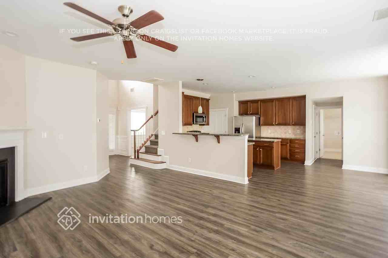 13404 Provincial Ct - Photo 6 of 18