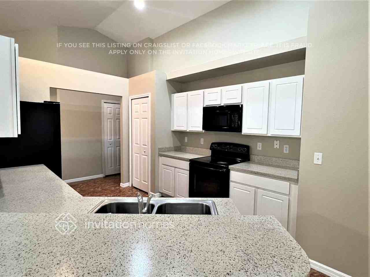 166 Dakota Ave - Photo 6 of 14