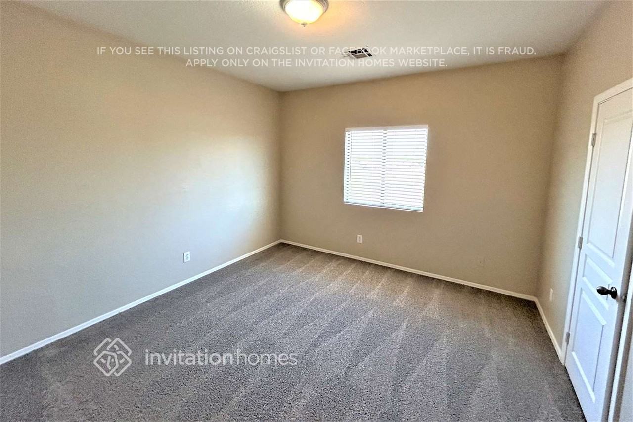 936 W Carter Rd - Photo 7 of 15