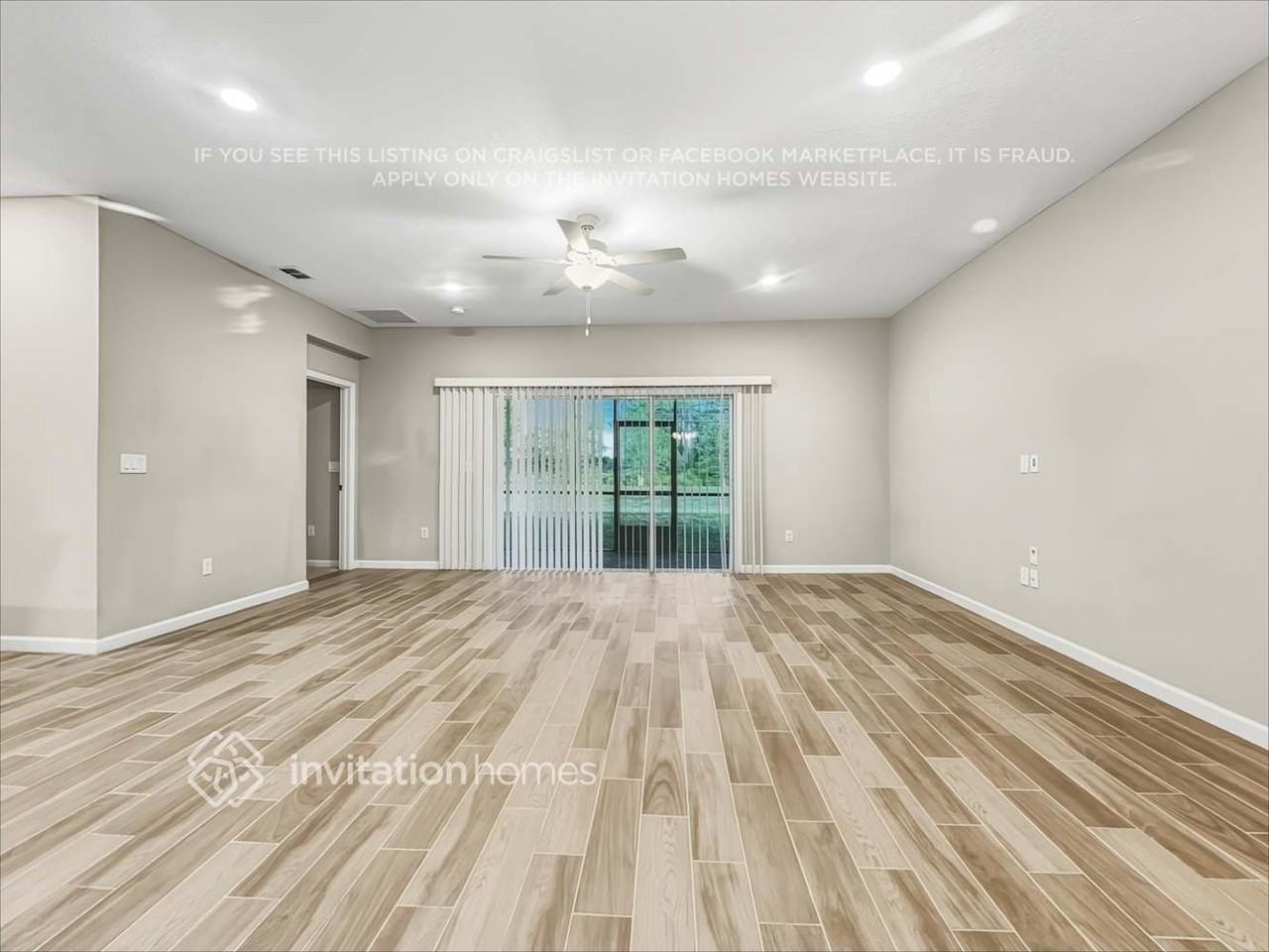 9835 Lemon Grass Ln - Photo 4 of 23