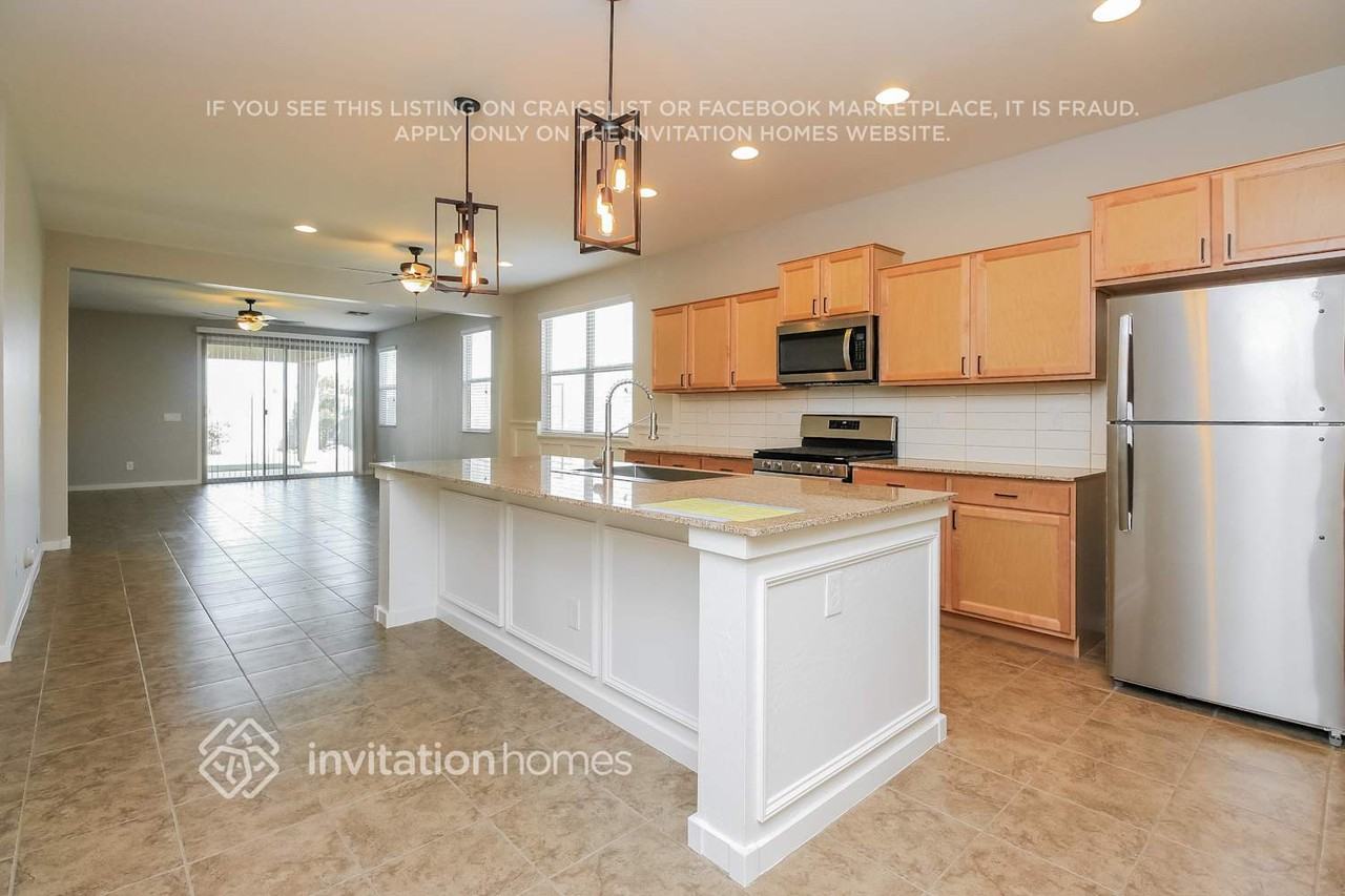 35997 N Urika Dr - Photo 7 of 15