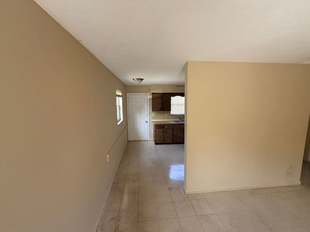 5743 Elm St - Photo 5 of 12