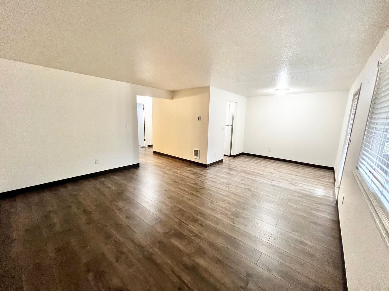 Willow Creek Apartments - Photo 3 of 25