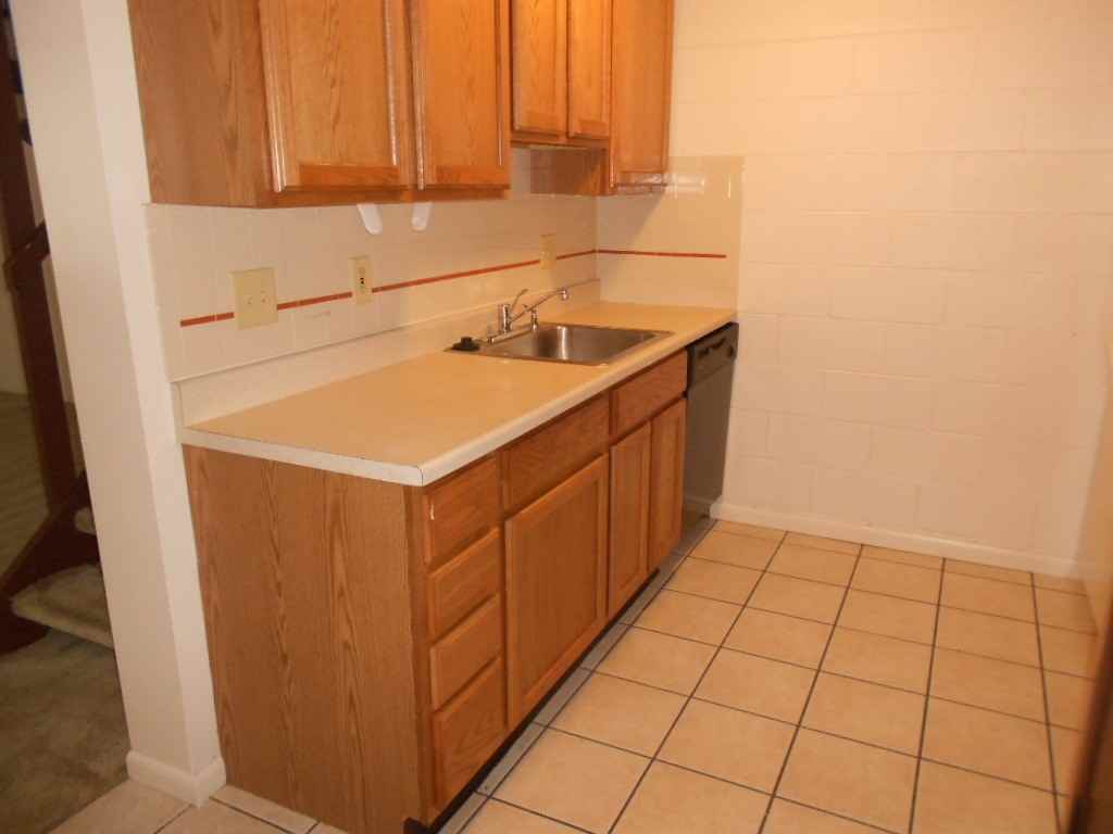 201-53 W. 9th Ave. SK - Photo 6 of 32
