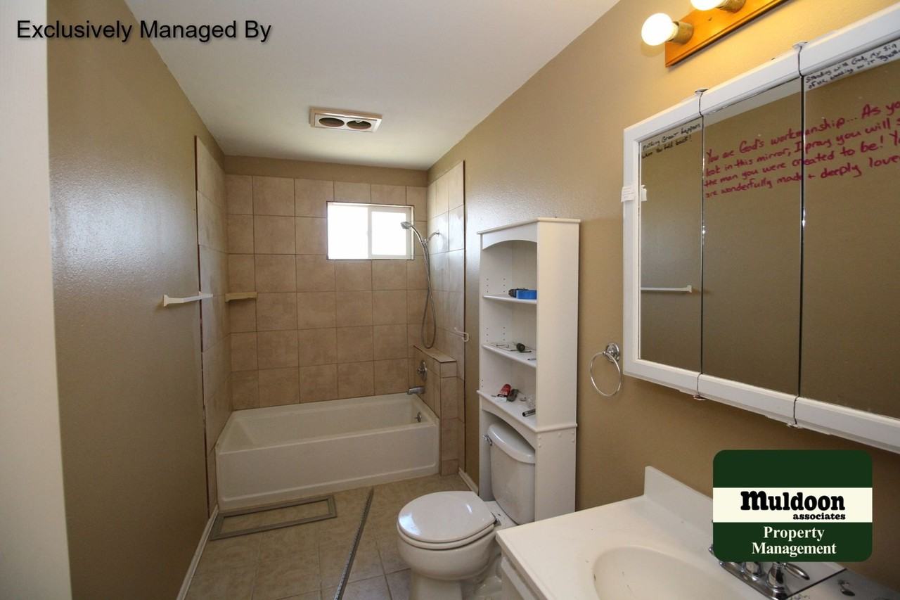 7380 Maine Ln - Photo 3 of 7