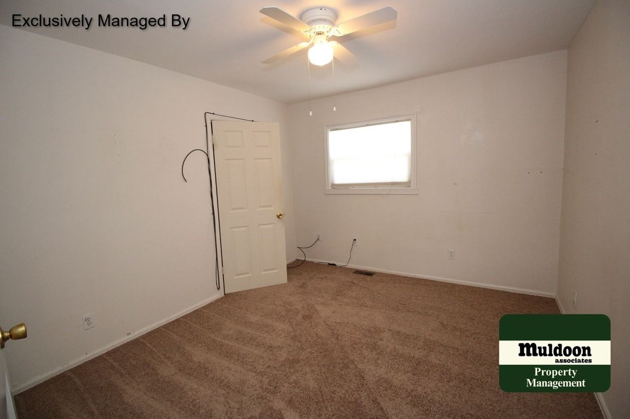 7380 Maine Ln - Photo 4 of 7