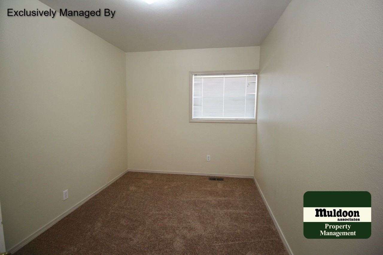 7380 Maine Ln - Photo 6 of 7